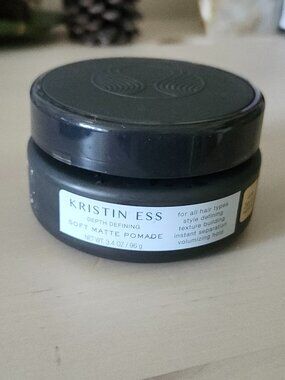 Kristin Ess Depth Defining Soft Matte Pomade